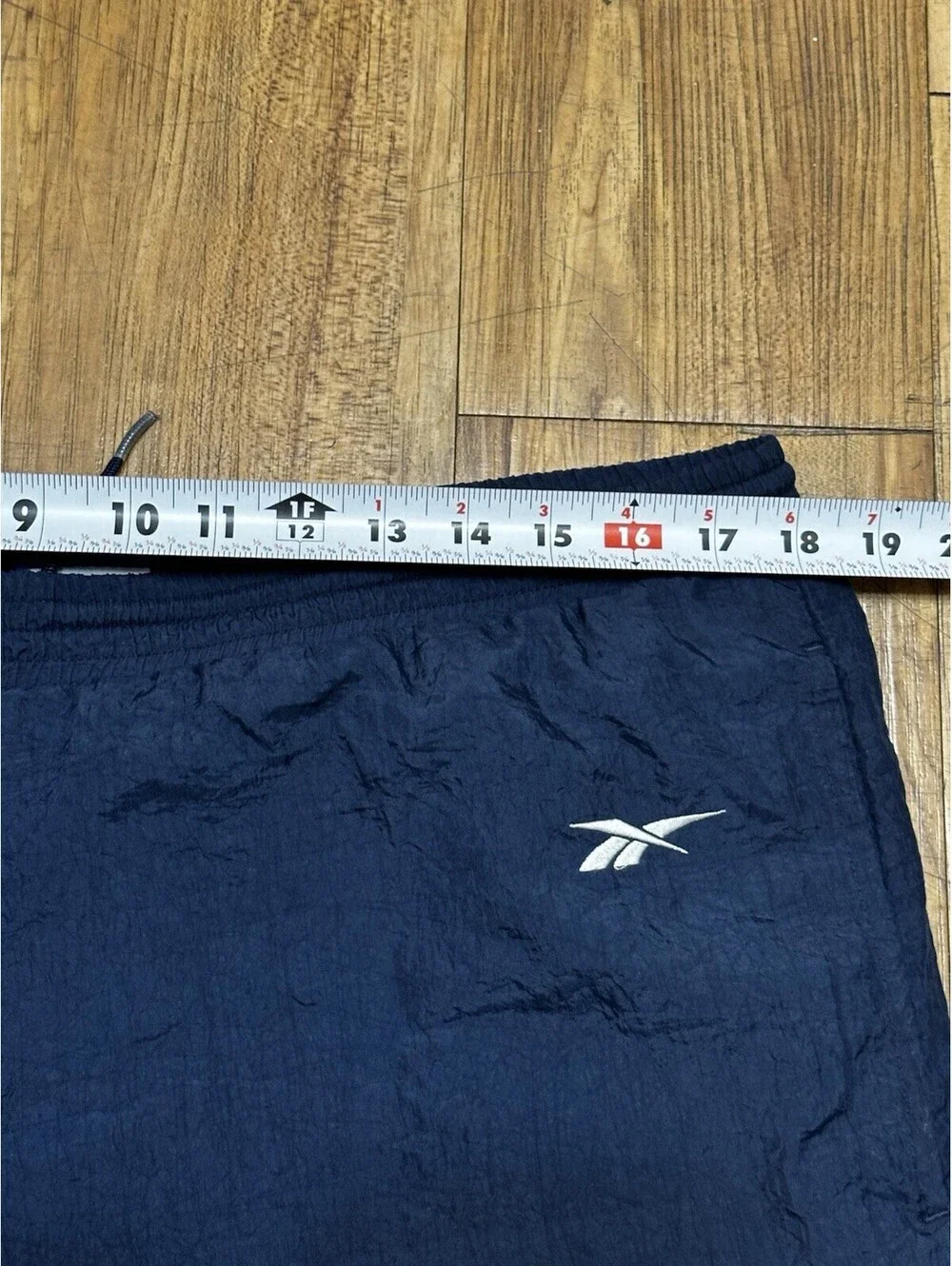 Vintage Reebok Track Pants Mens Large Navy Nylon Joggers Y2K Windbreaker